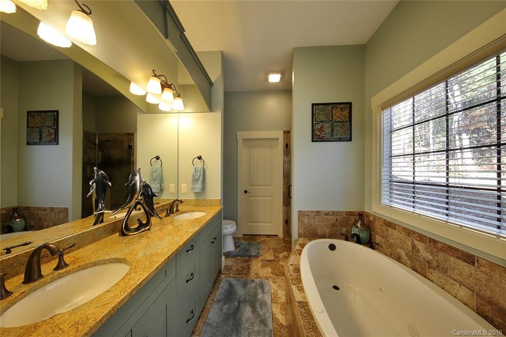 516 Harris Road, Unit EXT Fairview, NC 28730 - Photo 14 of 24 Gallery Image 14
