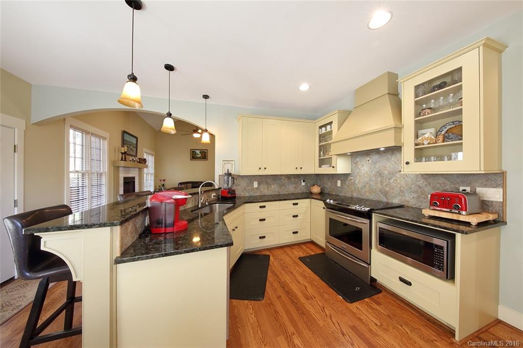516 Harris Road, Unit EXT Fairview, NC 28730 - Photo 10 of 24 Gallery Image 10