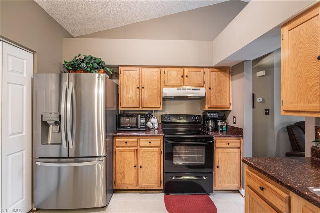 3610 Country Ridge Road Greensboro, NC 27405 - Photo 9 of 22 Gallery Image 9