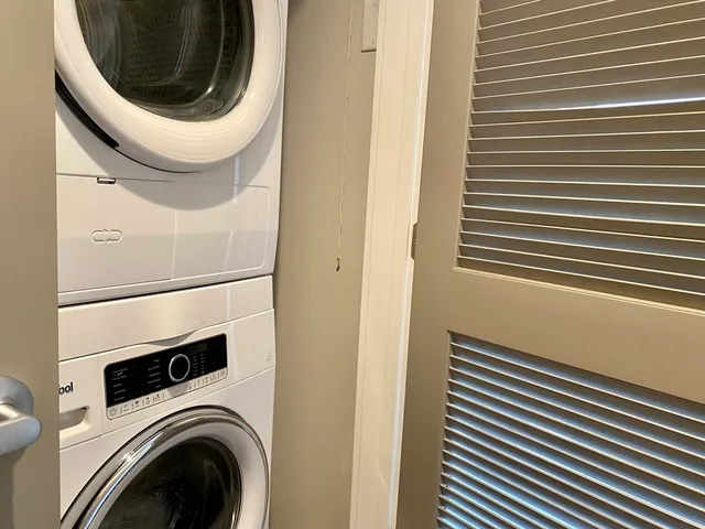 a close up view of a washer and dryer