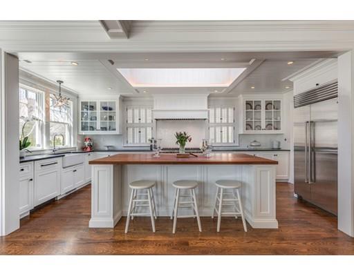 7 Lakeview Road Winchester, MA 01890 - Photo 4 of 30