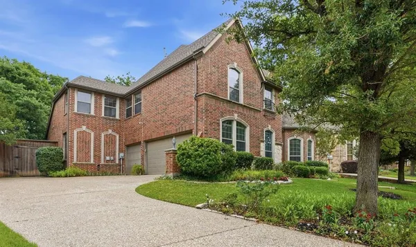 $899,000 | 815 Sandy Trail, Keller, TX 76248