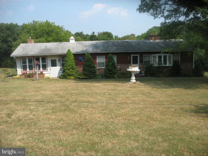 Exterior (Front)