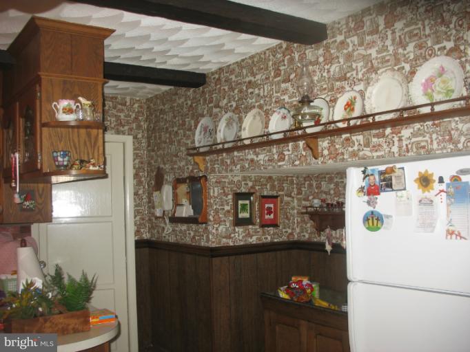 7019 Linganore Road New Market, MD 21774 - Photo 29 of 30 Kitchen