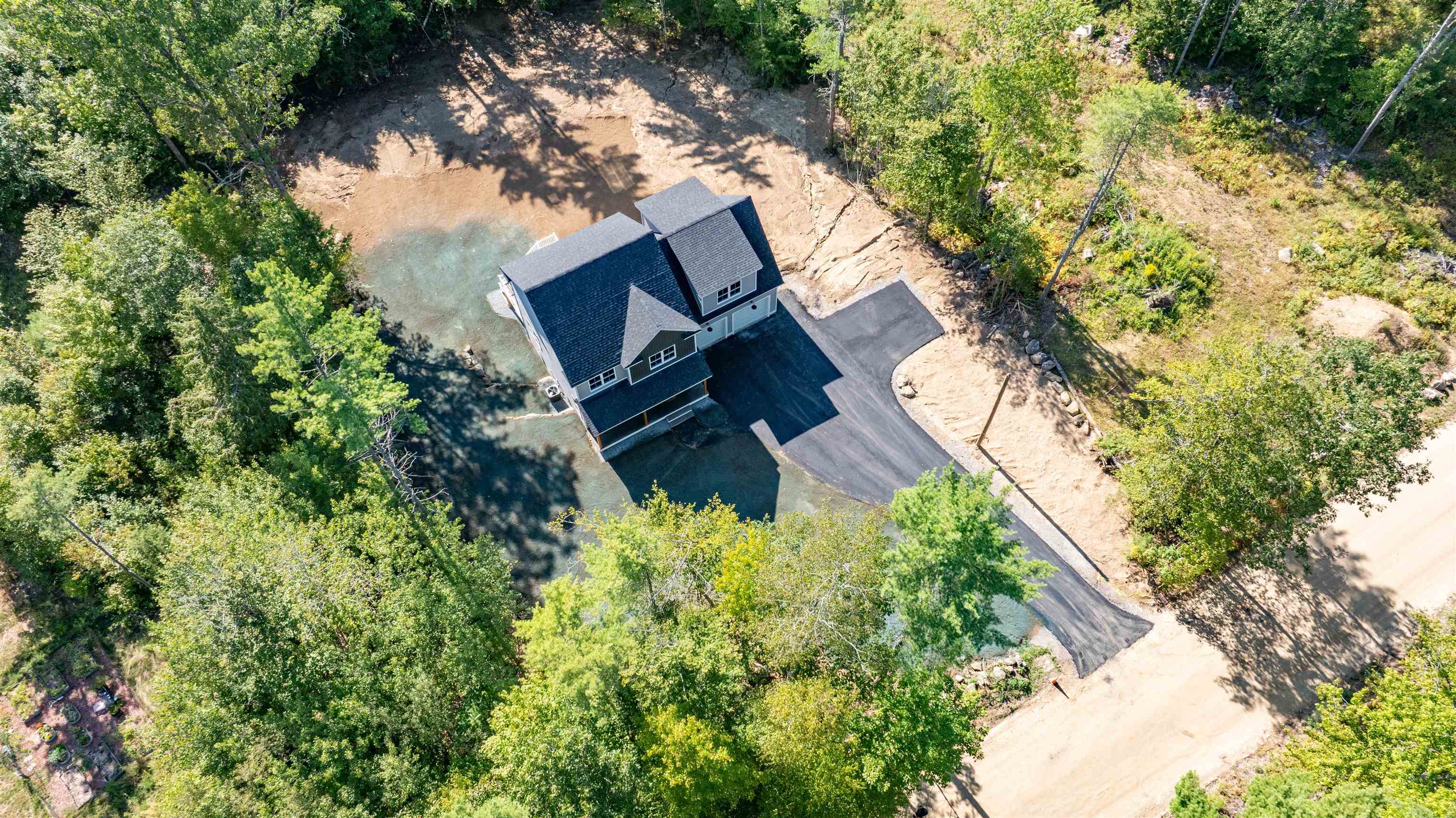 109 Vail Road Barnstead, NH 03225 - Photo 5 of 8