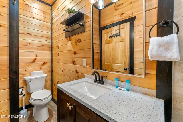 $699,000 | 3131 Cherokee Valley Drive, Sevierville, TN 37862