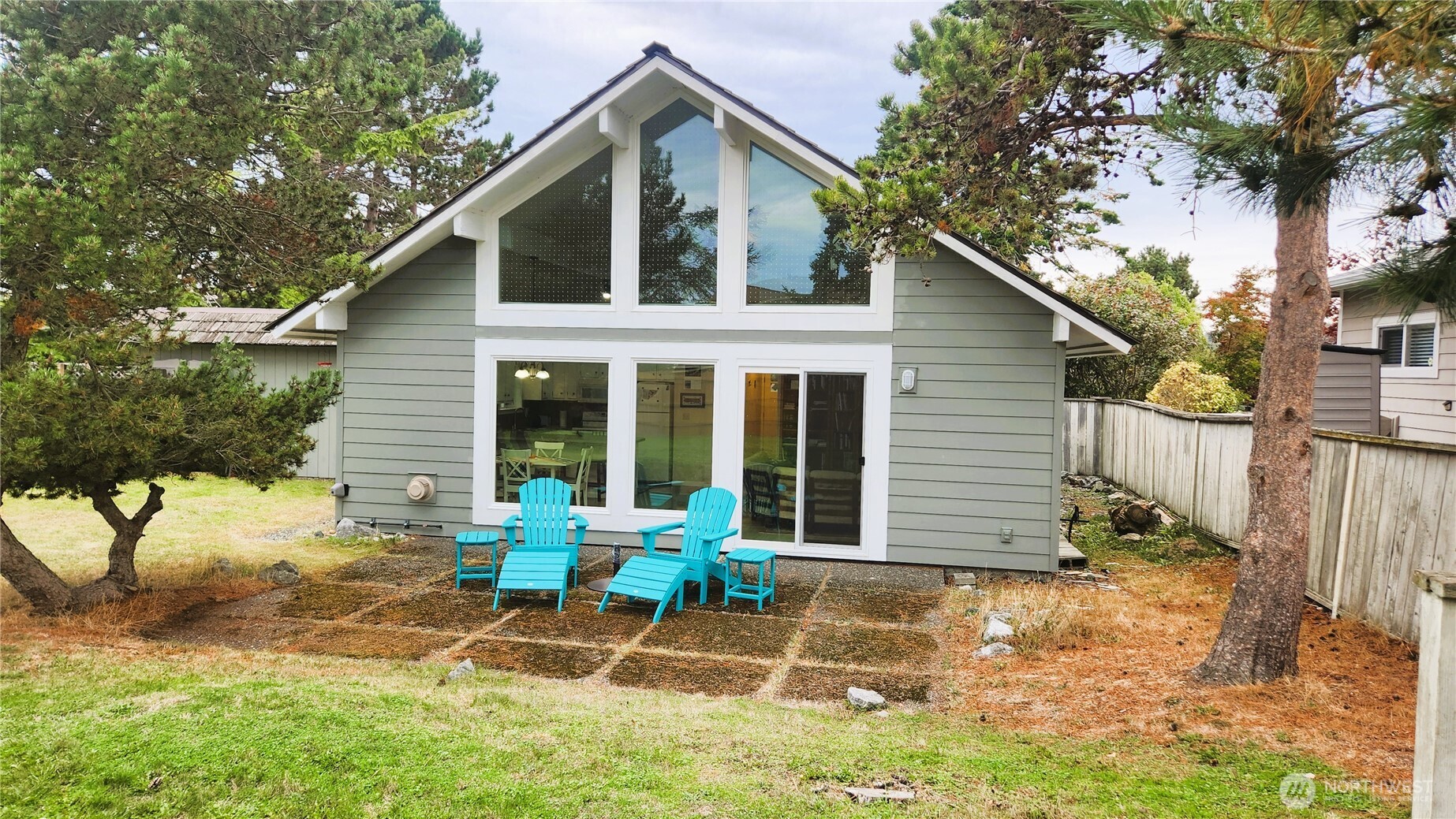 8130 Cowichan Road Blaine, WA 98230 - Photo 35 of 38