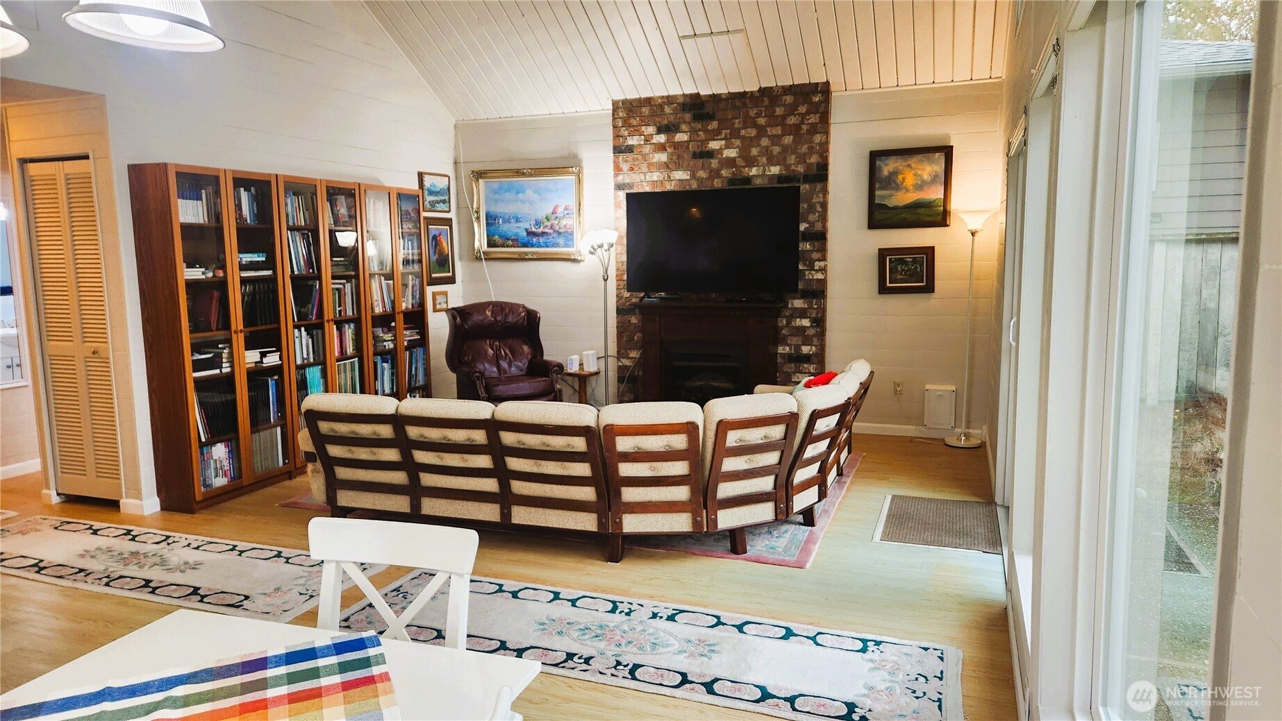 8130 Cowichan Road Blaine, WA 98230 - Photo 5 of 38