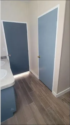 $1,650 | 404 West Cleveland Street, Unit 1/2, Elgin, TX 78621