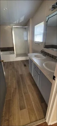 $1,650 | 404 West Cleveland Street, Unit 1/2, Elgin, TX 78621