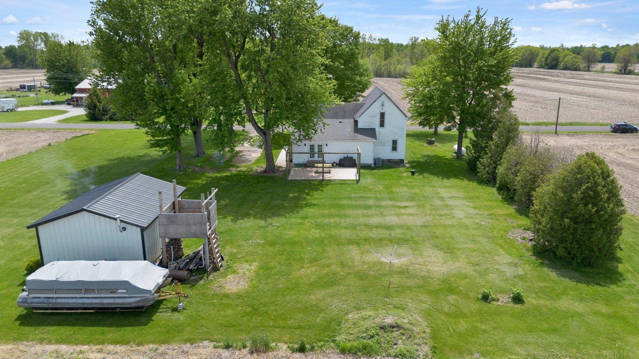 4474 17B Road Tippecanoe, IN 46570 - Photo 5 of 33