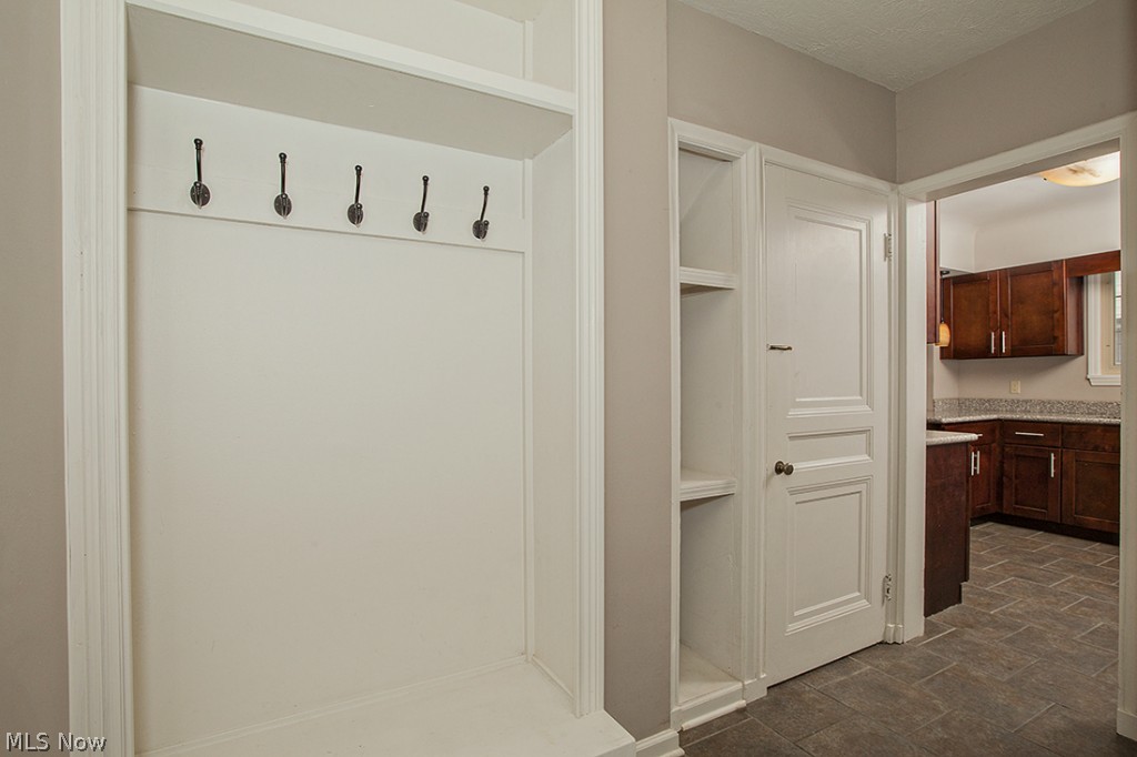 3106 Ludlow Road Cleveland, OH 44120 - Photo 7 of 25