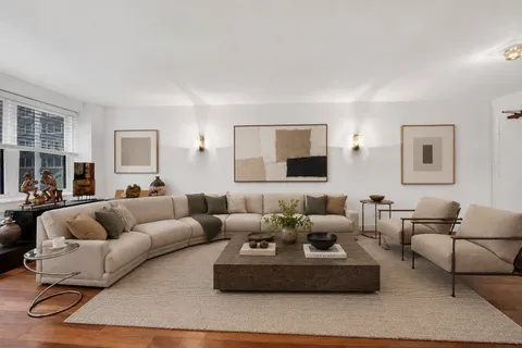$440,000 | 850 North Dewitt Place, Unit 7K, Chicago, IL 60611