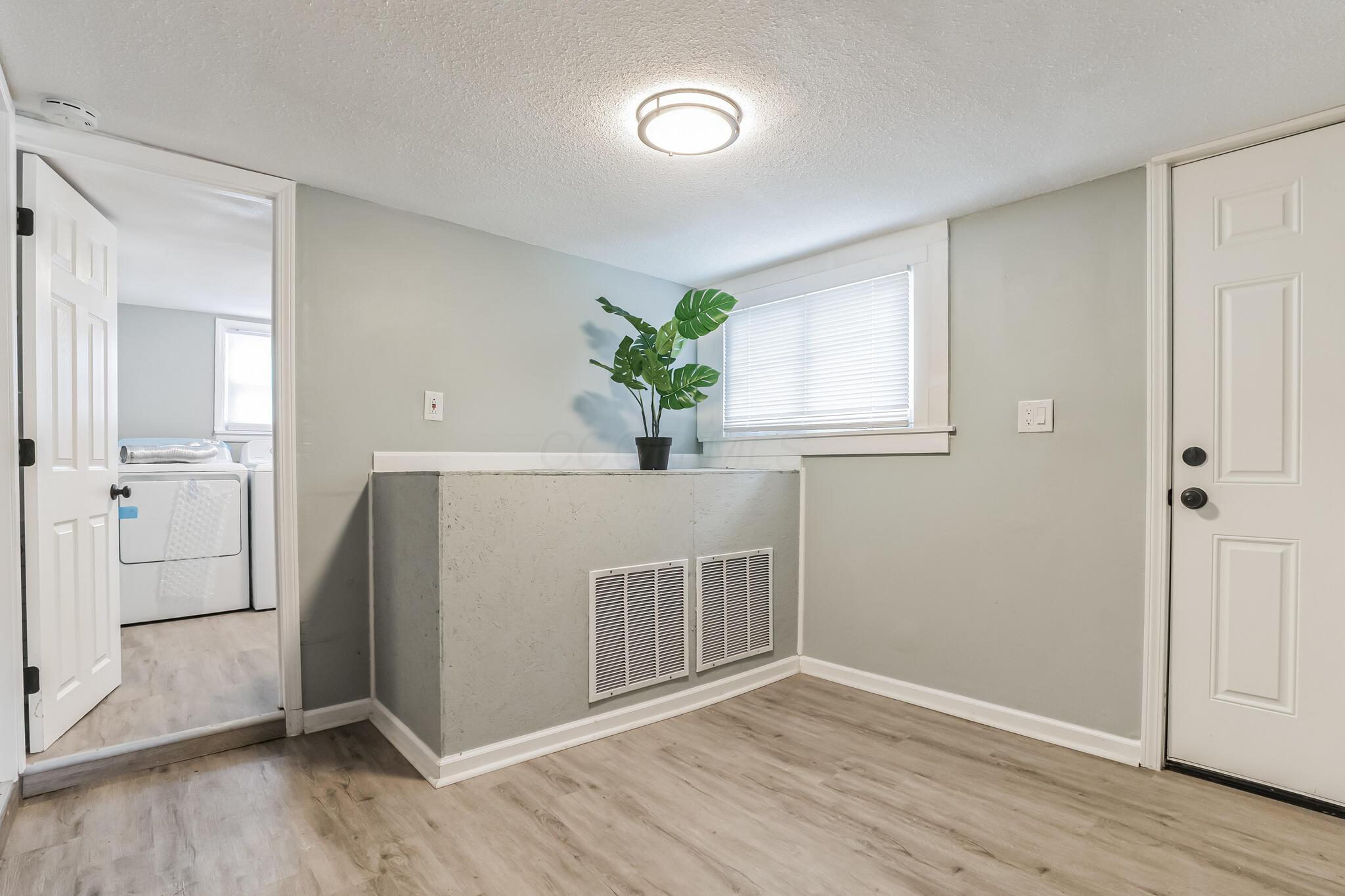 1664 Barnett Road Columbus, OH 43227 - Photo 15 of 23 15