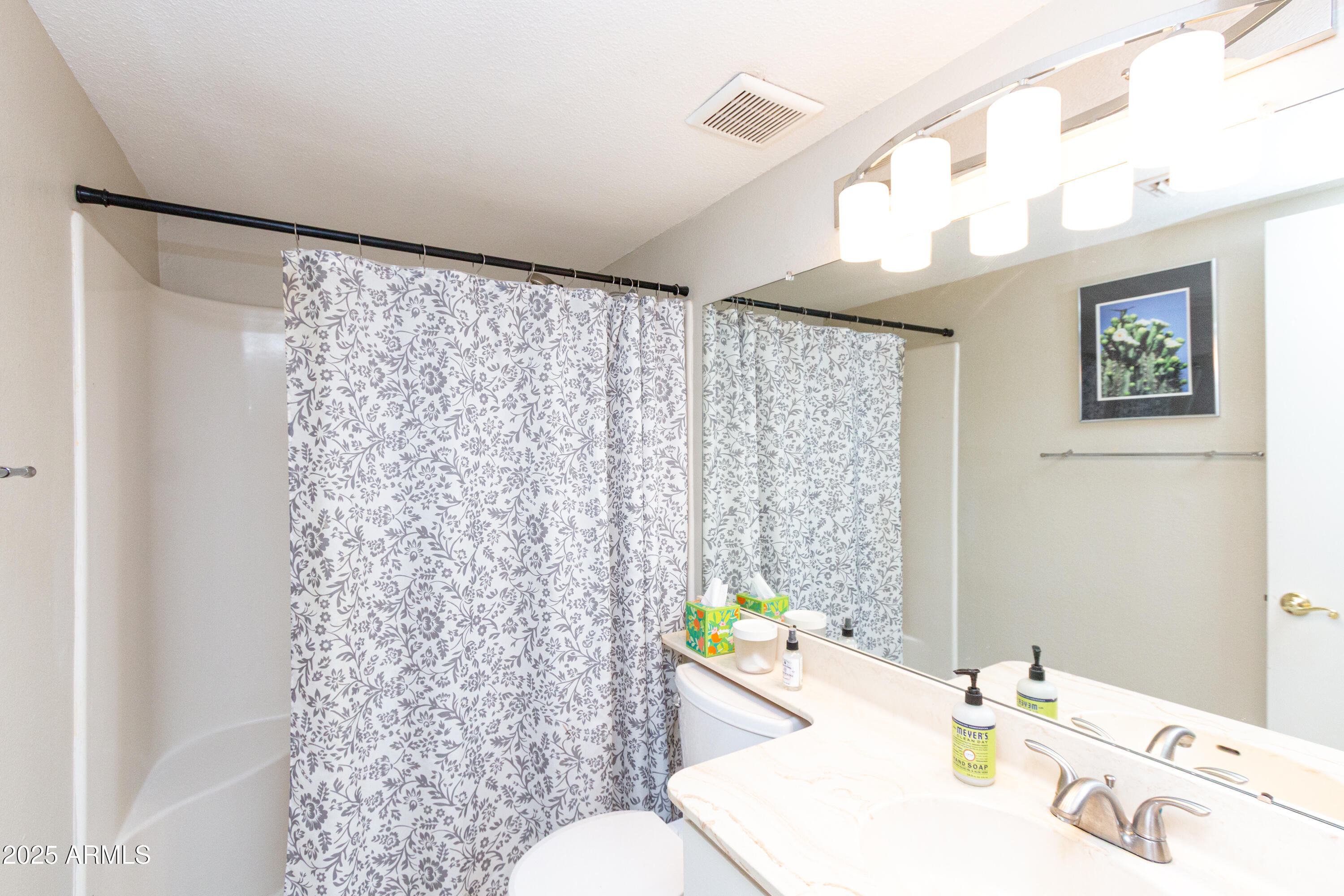 4201 East Camelback Road, Unit 51 Phoenix, AZ 85018 - Photo 12 of 28 4201 E Camelback Rd #51-11