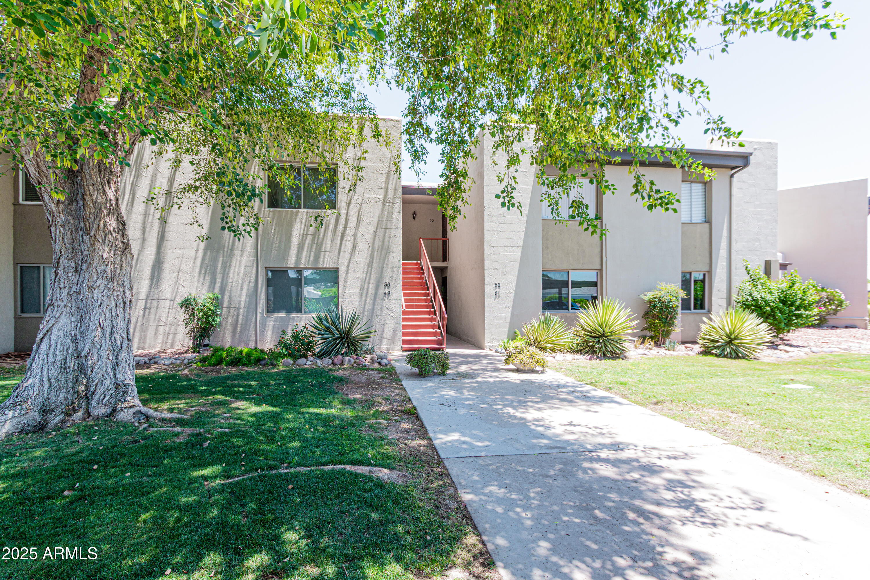 4201 East Camelback Road, Unit 51 Phoenix, AZ 85018 - Photo 27 of 28 4201 E Camelback Rd #51-21