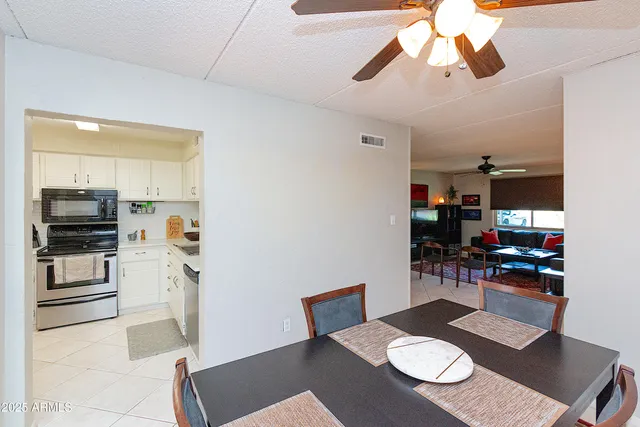 $339,000 | 4201 East Camelback Road, Unit 51, Phoenix, AZ 85018