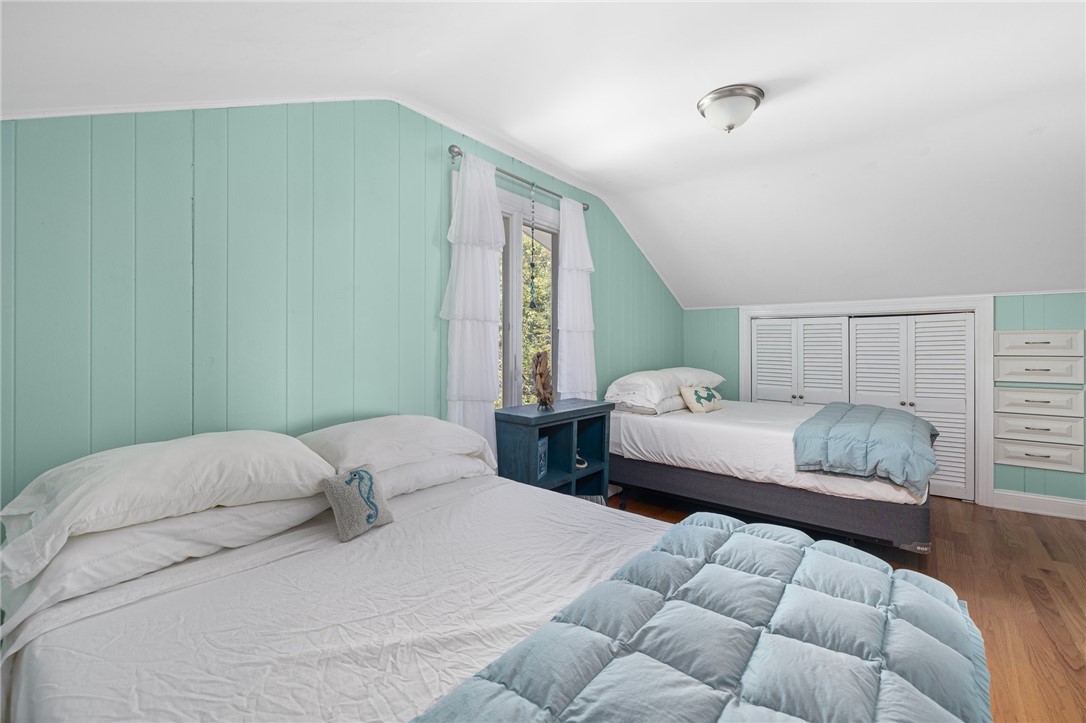 4 Brant Road South South Kingstown, RI 02879 - Photo 26 of 46 Guest Bedroom