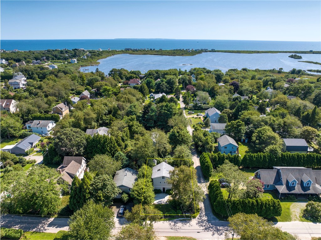 4 Brant Road South South Kingstown, RI 02879 - Photo 3 of 46 Gallery Image 3