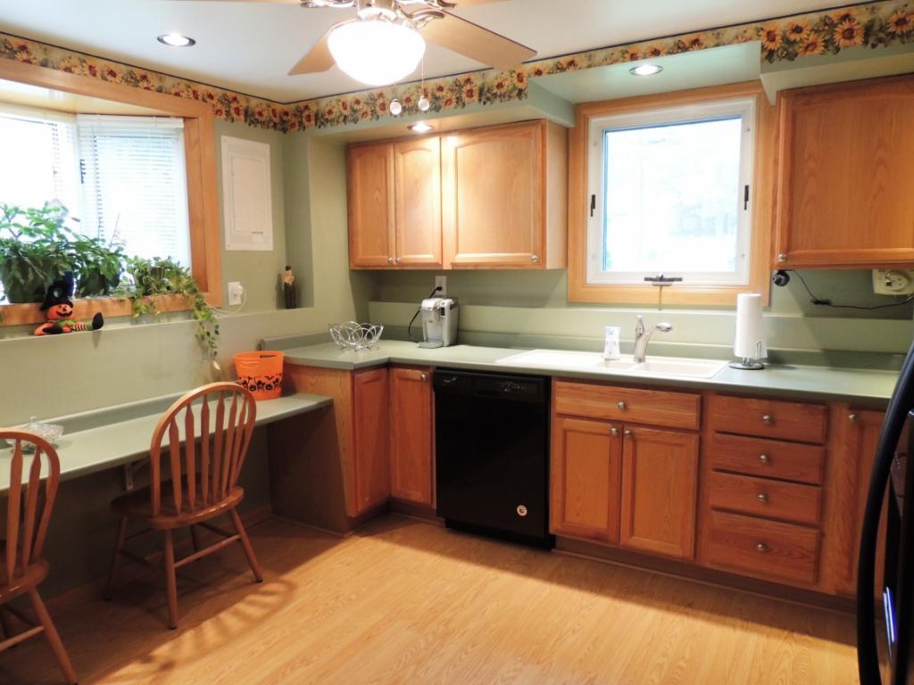 1110 Frost Road Endicott, NY 13760 - Photo 10 of 19 Gallery Image 10