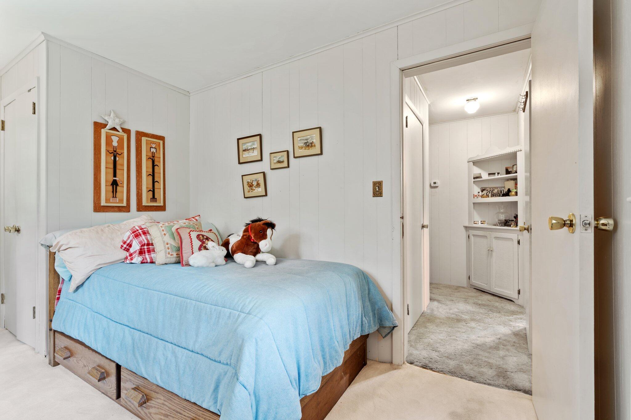 16 Scotland Bridge Road York, ME 03909 - Photo 28 of 43 16 sb 2nd bedroom hall