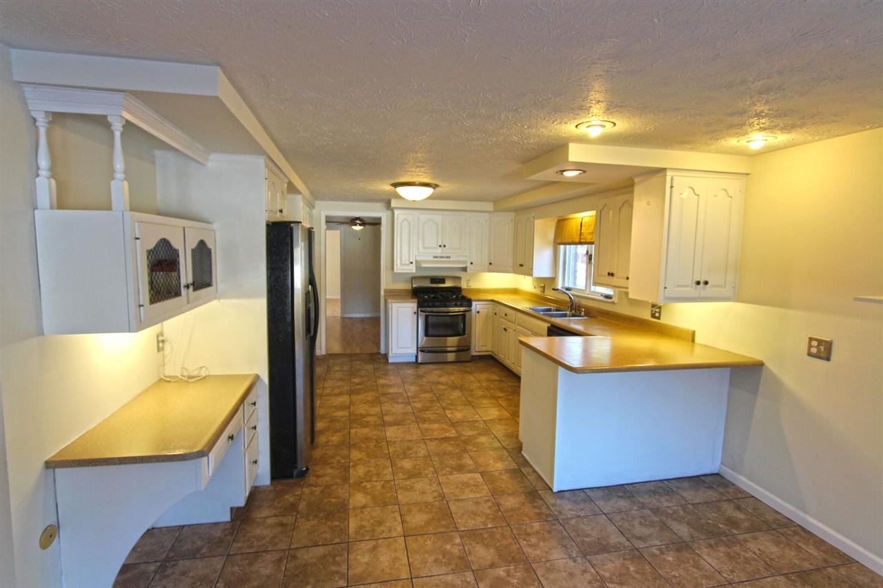 15243 Kelly Road Mishawaka, IN 46544 - Photo 4 of 26