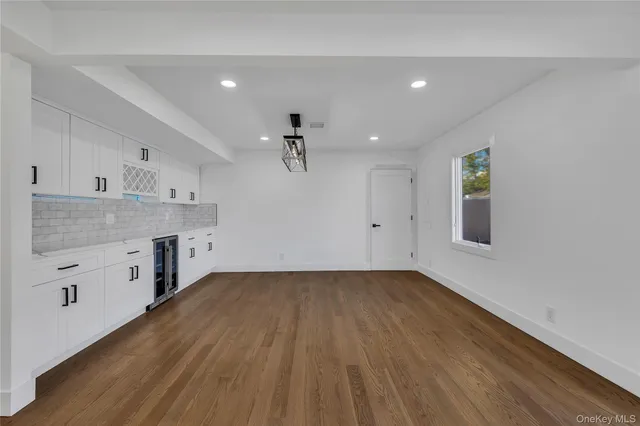 $1,188,888 | 22 Family Lane, Levittown, NY 11756