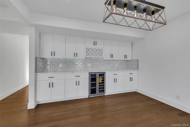 $1,188,888 | 22 Family Lane, Levittown, NY 11756