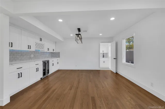 $1,188,888 | 22 Family Lane, Levittown, NY 11756