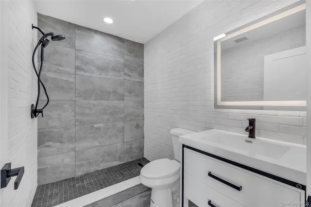 $1,188,888 | 22 Family Lane, Levittown, NY 11756