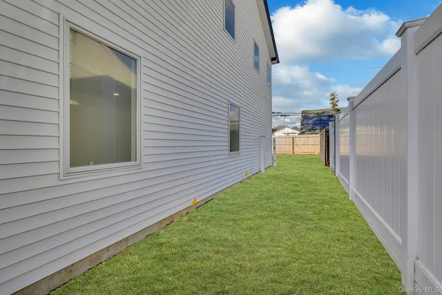 $1,188,888 | 22 Family Lane, Levittown, NY 11756