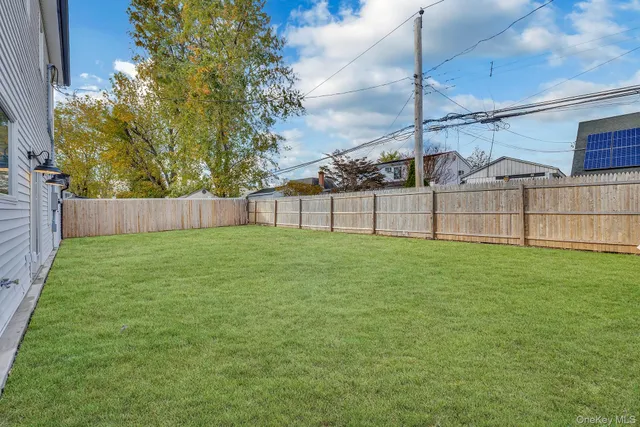 $1,188,888 | 22 Family Lane, Levittown, NY 11756