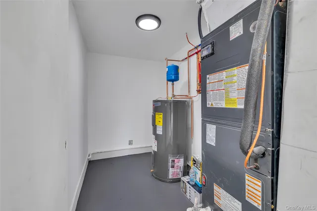 $1,188,888 | 22 Family Lane, Levittown, NY 11756