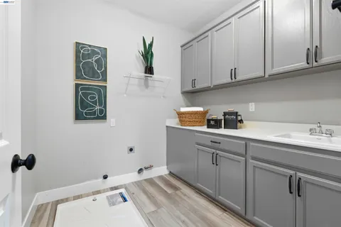 $1,125,000 | 1381 Citadelle Street, Tracy, CA 95304