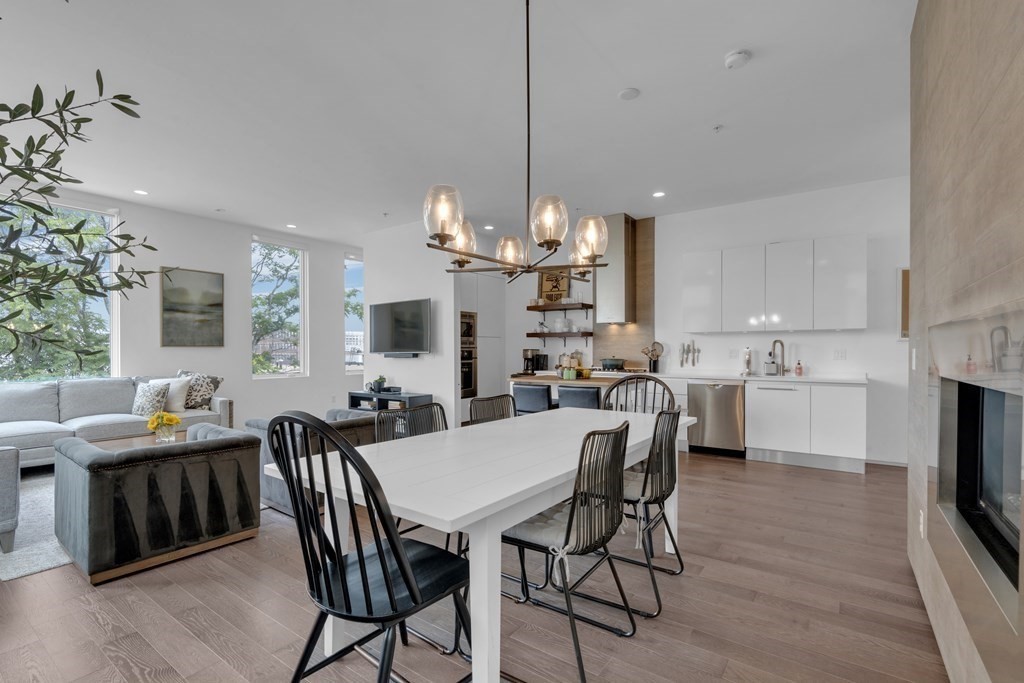 537 East 1st Street, Unit 4 Boston, MA 02127 - Photo 8 of 33