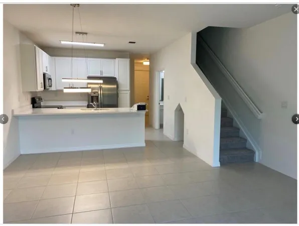 $3,000 | 4772 Southwest 63rd Terrace, Davie, FL 33314