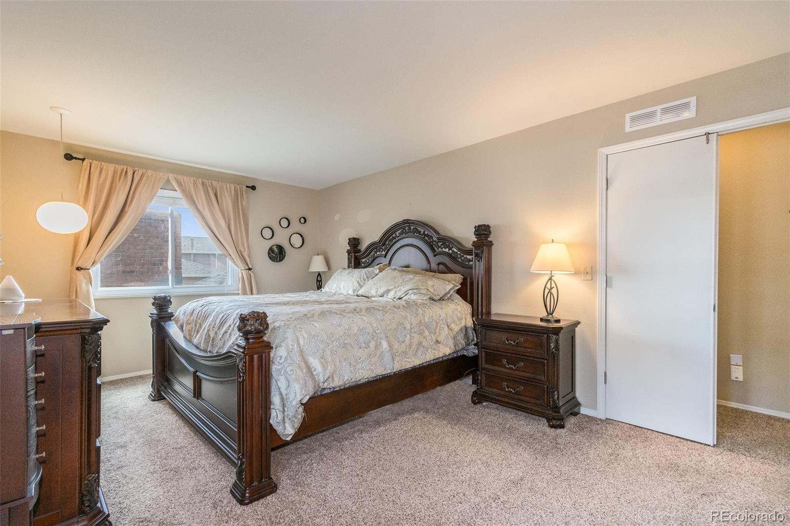 5434 South Cimarron Road Littleton, CO 80123 - Photo 16 of 31 Gallery Image 16