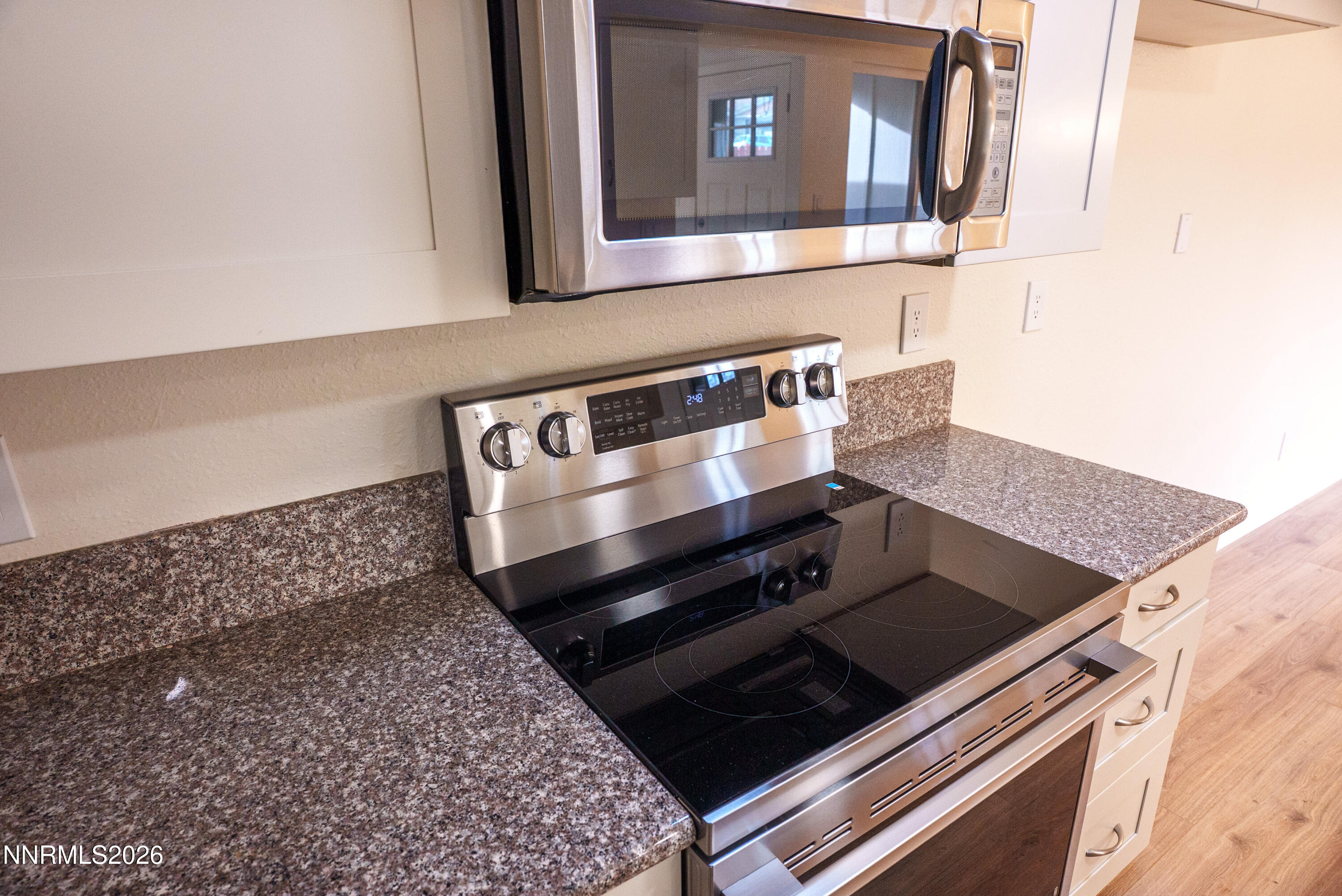 6793 Honeysuckle Drive Reno, NV 89506 - Photo 12 of 24 20260121-DSC06607