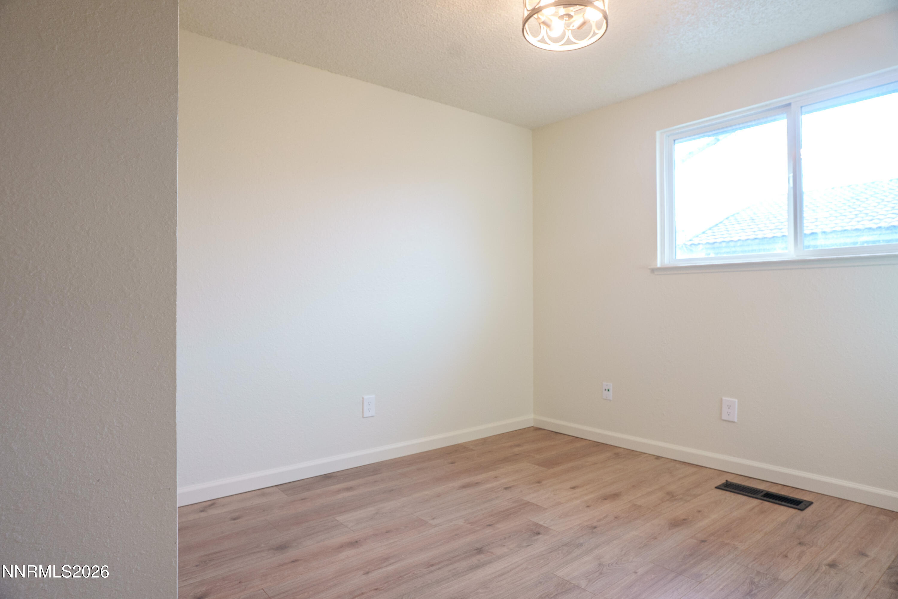 6793 Honeysuckle Drive Reno, NV 89506 - Photo 14 of 24 20260121-DSC06619