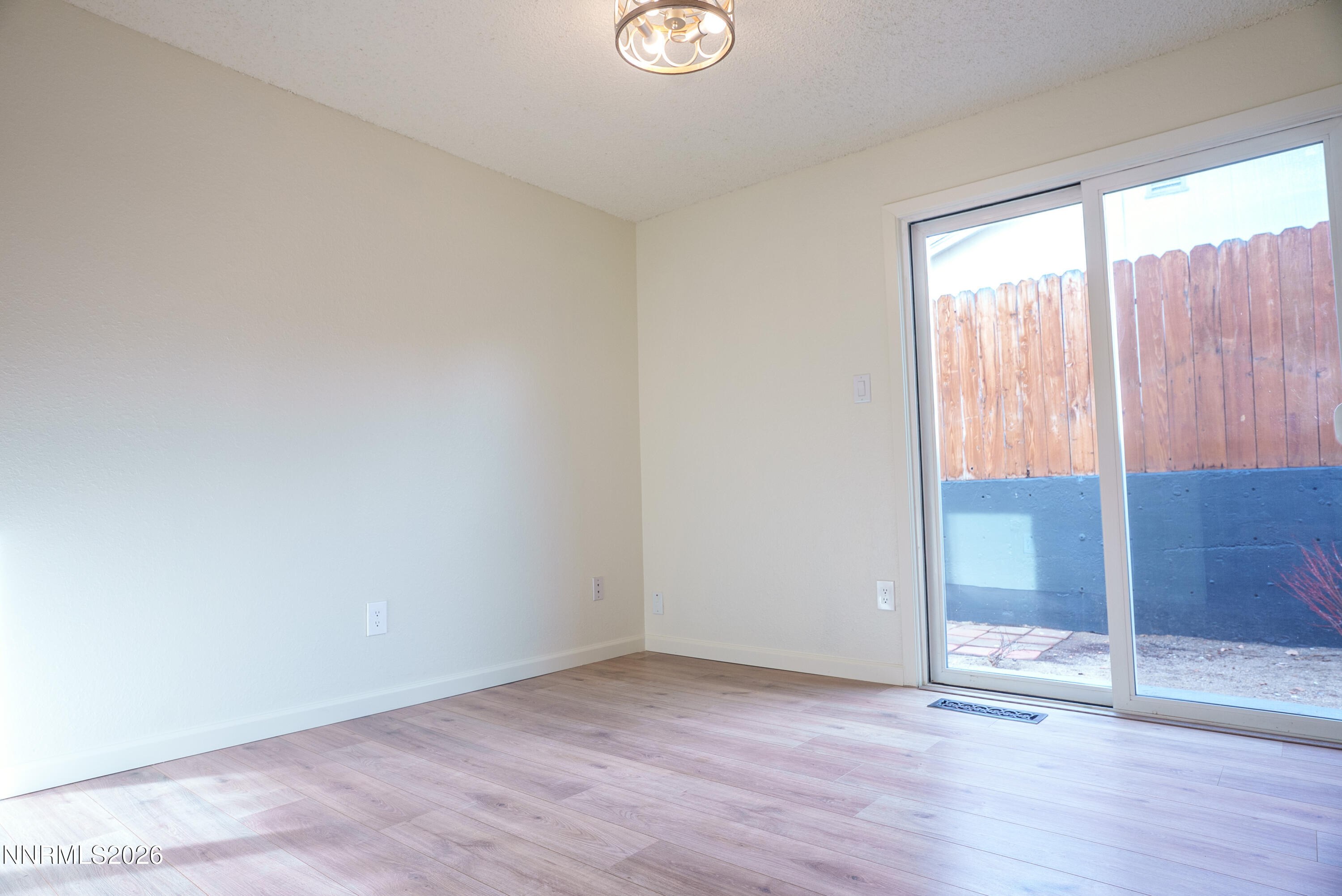 6793 Honeysuckle Drive Reno, NV 89506 - Photo 16 of 24 20260121-DSC06614