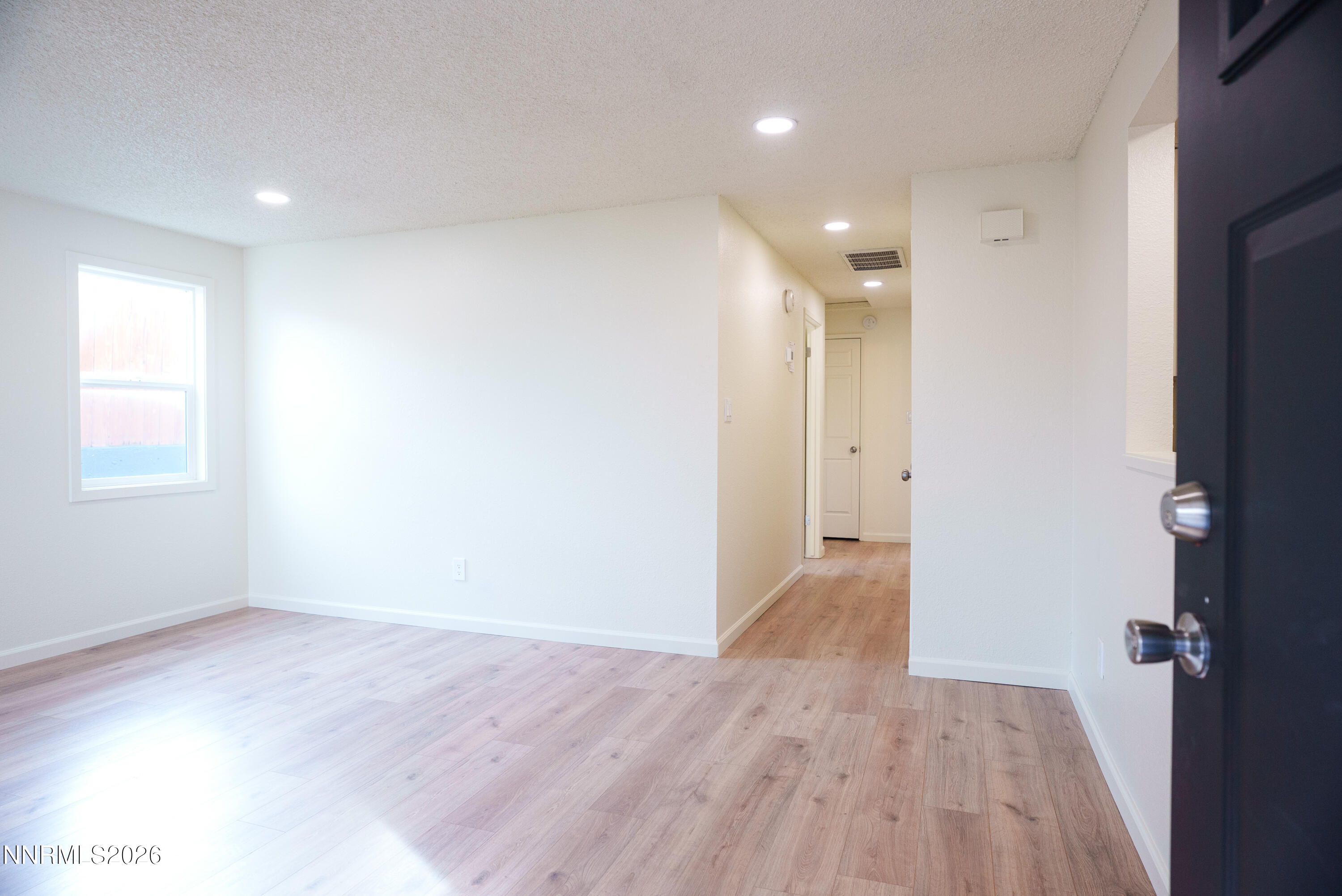 6793 Honeysuckle Drive Reno, NV 89506 - Photo 3 of 24 20260121-DSC06585