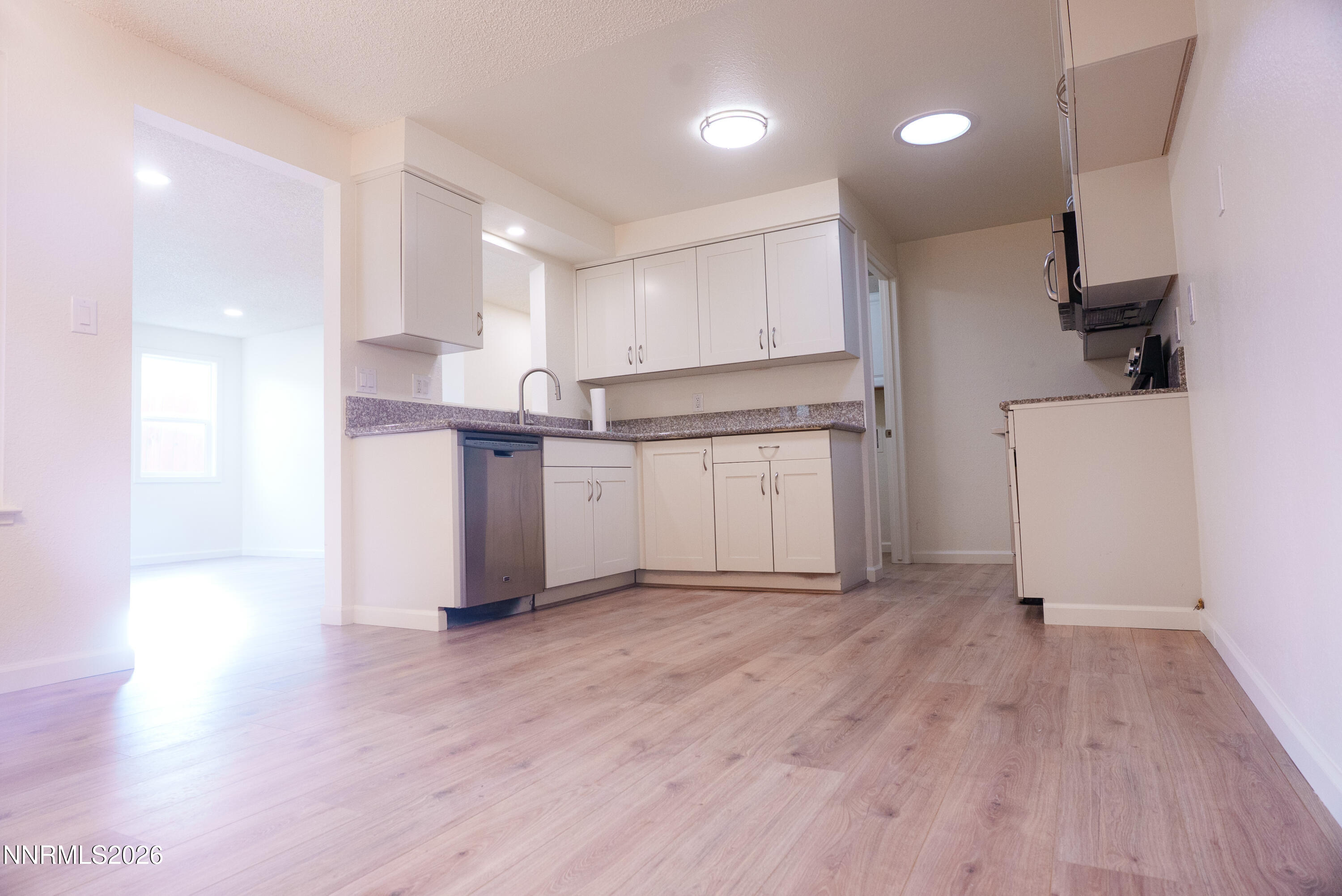 6793 Honeysuckle Drive Reno, NV 89506 - Photo 8 of 24 20260121-DSC06593