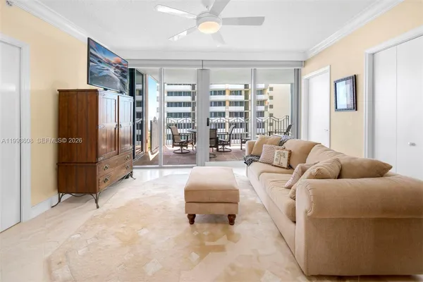 $15,000 | 1500 Ocean Drive, Unit 702, Miami Beach, FL 33139