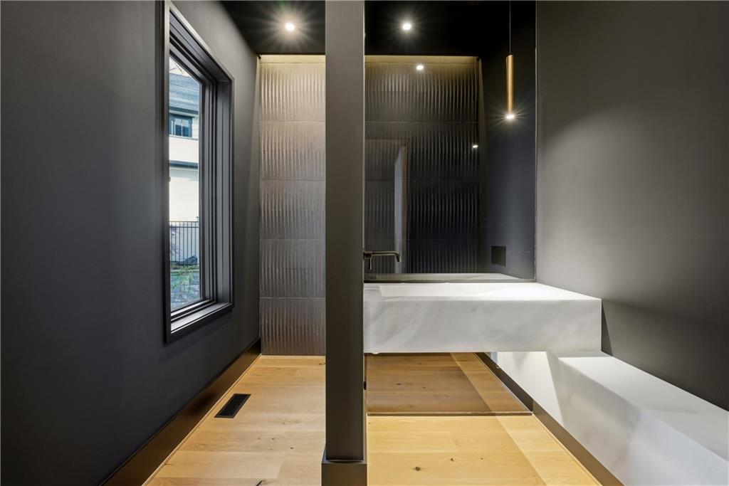 1033 Reeder Circle Northeast Atlanta, GA 30306 - Photo 12 of 52