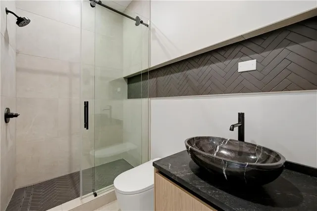 $15,000 | 1033 Reeder Circle Northeast, Atlanta, GA 30306