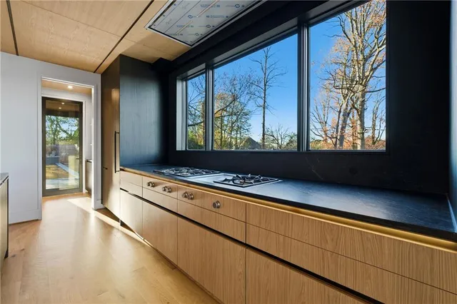 $15,000 | 1033 Reeder Circle Northeast, Atlanta, GA 30306