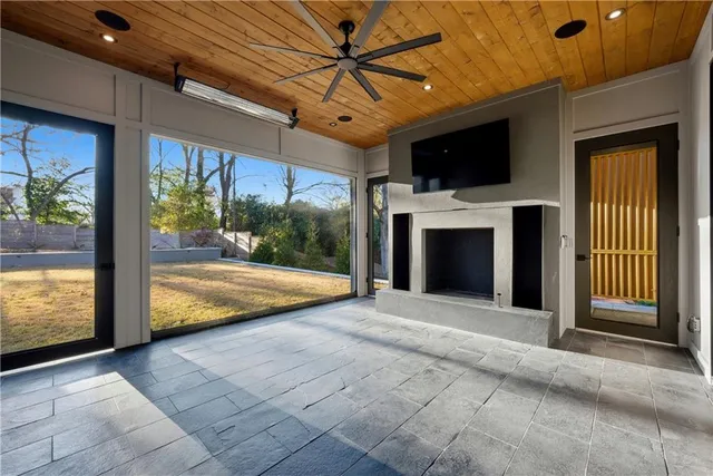 $15,000 | 1033 Reeder Circle Northeast, Atlanta, GA 30306