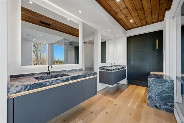 $15,000 | 1033 Reeder Circle Northeast, Atlanta, GA 30306