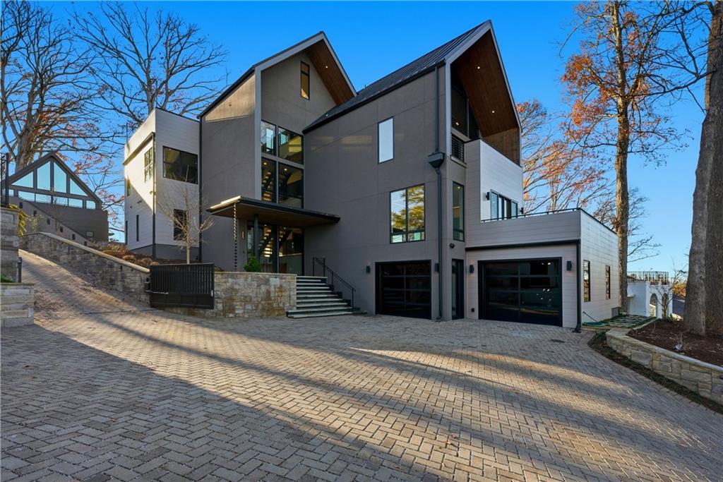 1033 Reeder Circle Northeast Atlanta, GA 30306 - Photo 5 of 52