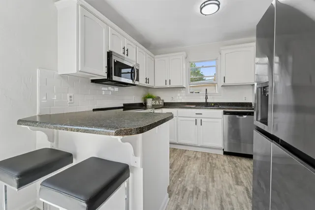 $250,000 | 521 East 2nd Street, Kimberly, WI 54136